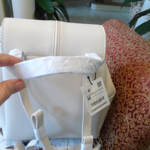 New Zara Ecru Faux Leather Medium Size Backpack main image 10